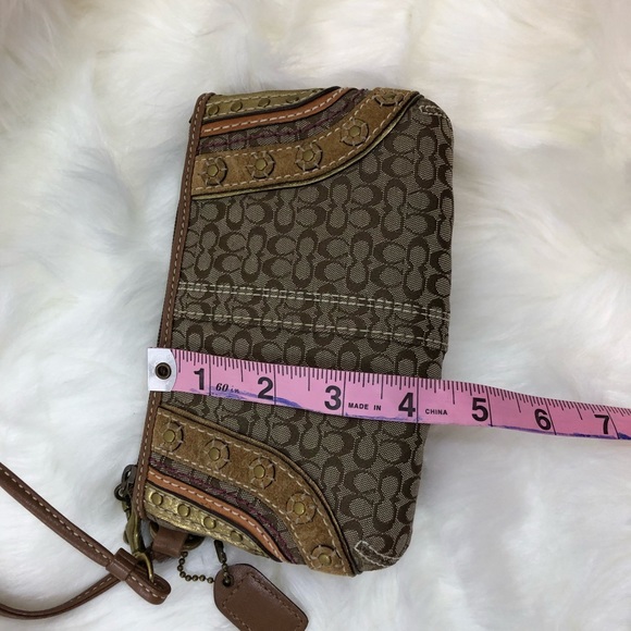 Coach Wristlet - Picture 5 of 6